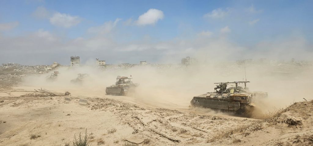 IDF troops ready for entry to the Gaza Strip