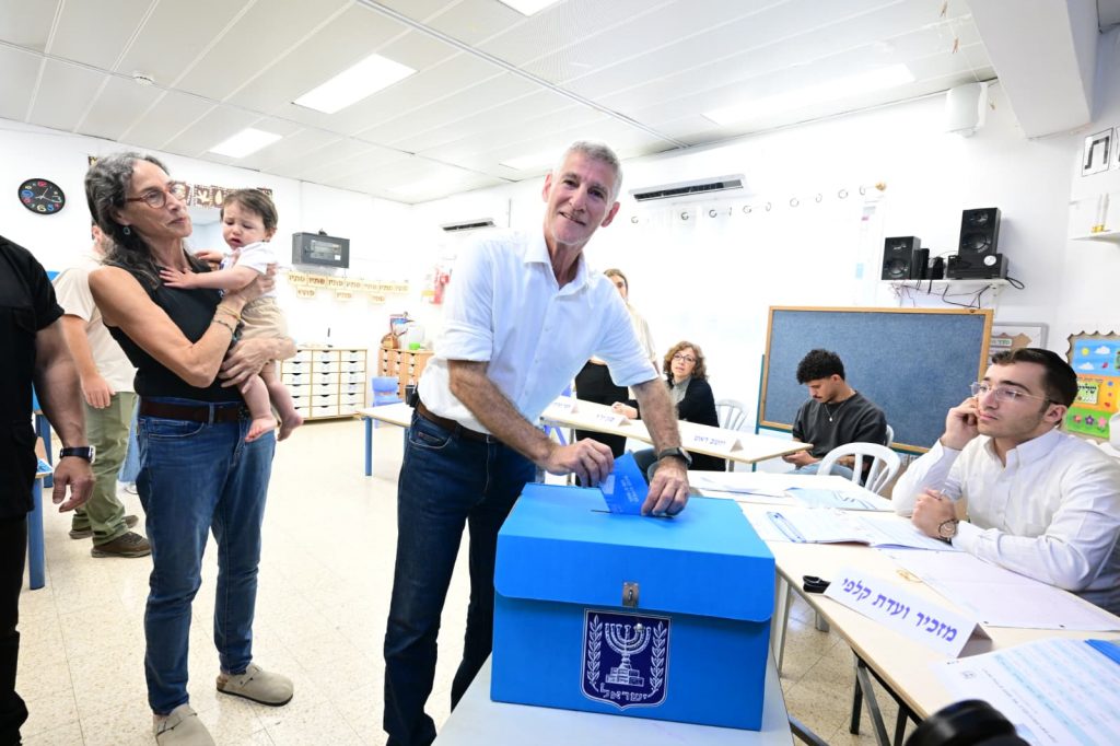 Yair Golan