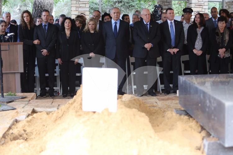 Yitzhak Navon’s Funeral