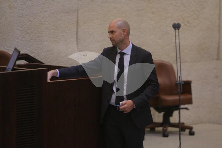 Amir Ohana is Sworn Into the Knesset After Replacing Silvan Shalom