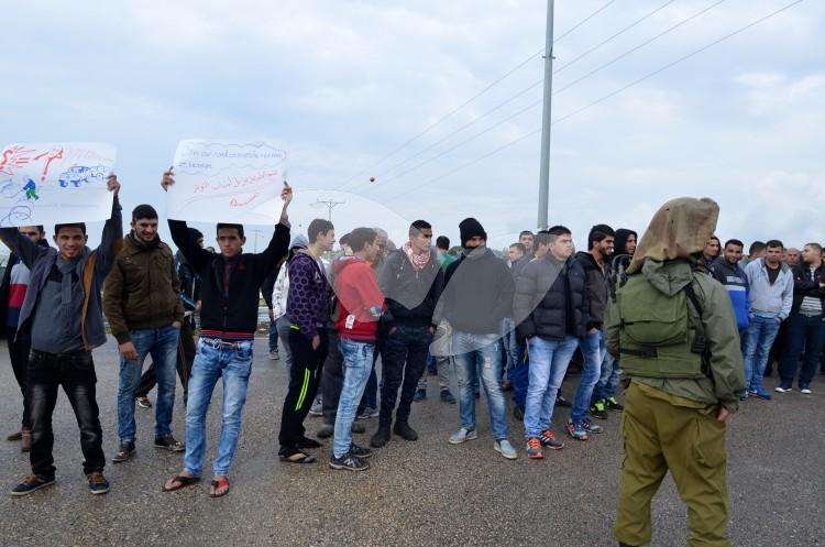 Palestinian Protest Against the Closing of the Road out of Tulkarem 18.12.15