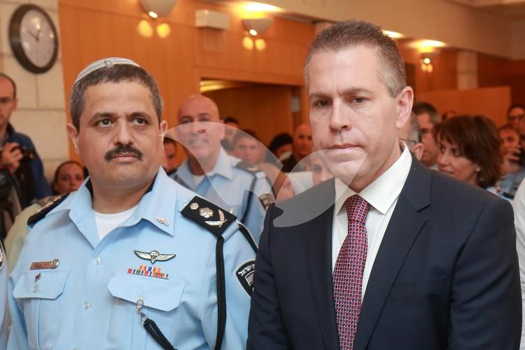 Police Comissioner Roni Alsheikh and Gilad Erdan, the Minister of Public Security