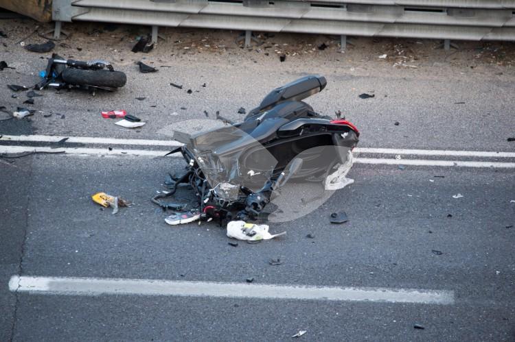 Fatal Accident in Tel Aviv, car crashed into a Motorcycle at Rokach Interchange 3.4.16