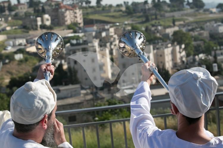 Temple Trumpets at Passover Offering on Mount of Olives 18.4.2016