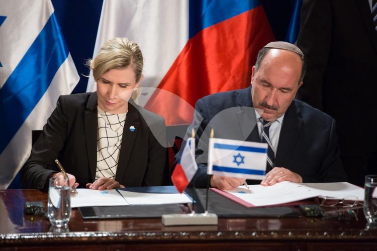 Bilateral Agreements Signed Between Czech Republic and Israel