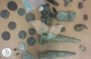 Apparent Smuggling of Antiquities Stopped by Israeli Customs 06.06.2016