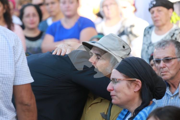 Funeral of Hallel Ariel, 13, Murdered in Kiryat Arba Stabbing Attack 30.6.16