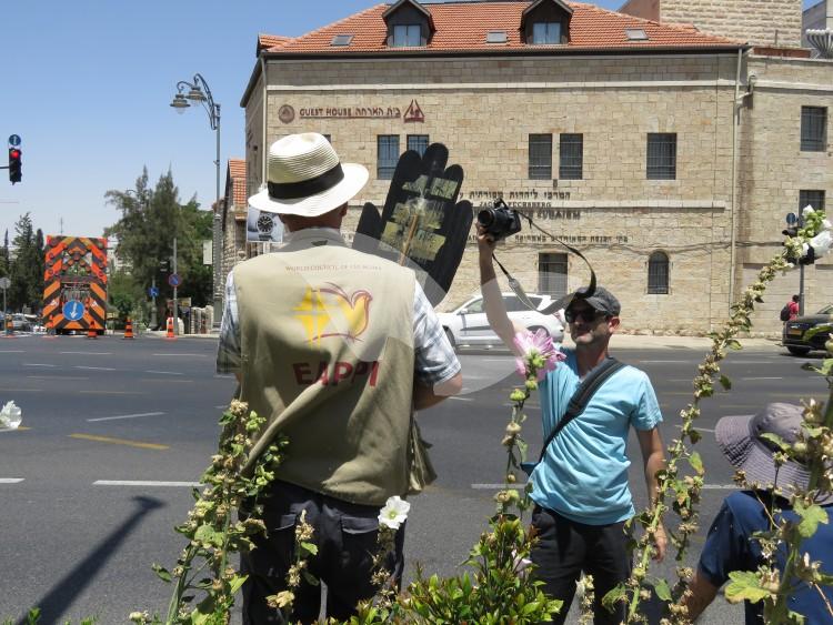 EAPPI Volunteers Protesting in Jerusalem