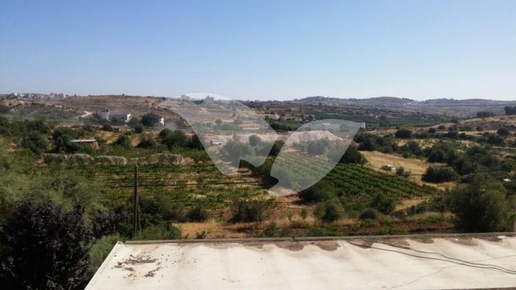 Shooting Attack in Charsina Neighborhood of Kiryat Arba Wounds Two
