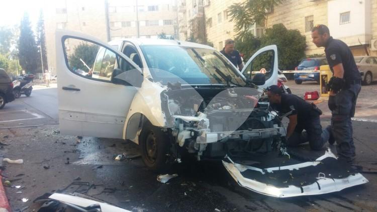 Explosion in Car on Keren HaYesod Street in Jerusalem 27.7.16