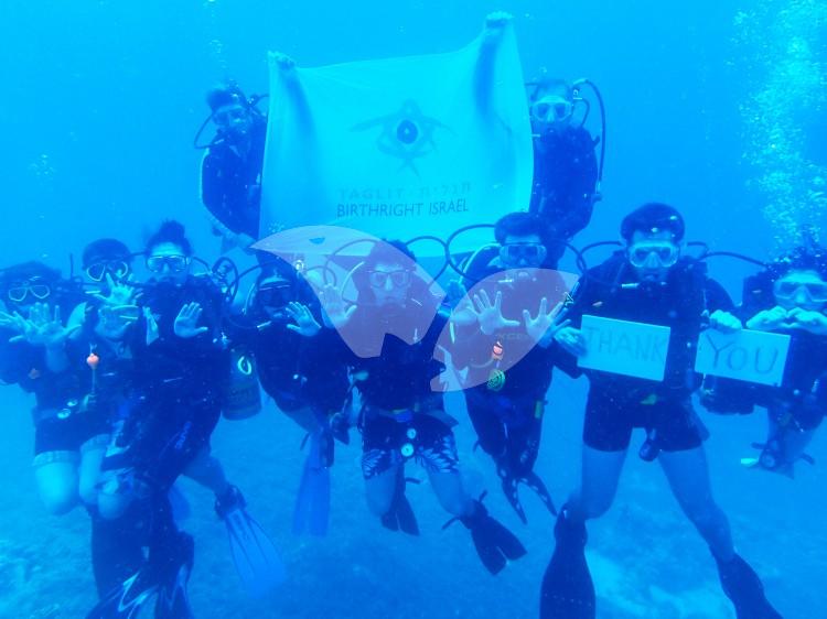 Birthright Participants Scuba Diving