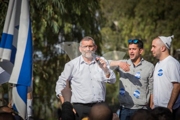 Michael Ben-Ari in Protest for the Support of Elor Azaria