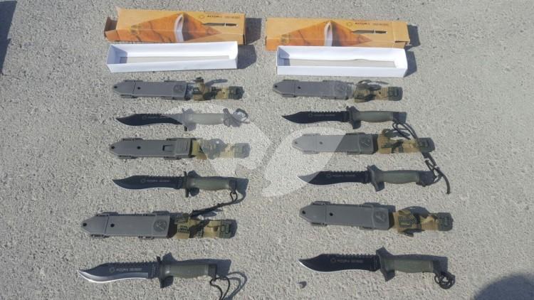 Commando Knives Seized By Security Forces