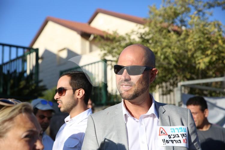 Likud MK Amir Ohana in Protest Against Demolition of Amona and Ofra Homes 12.09.16