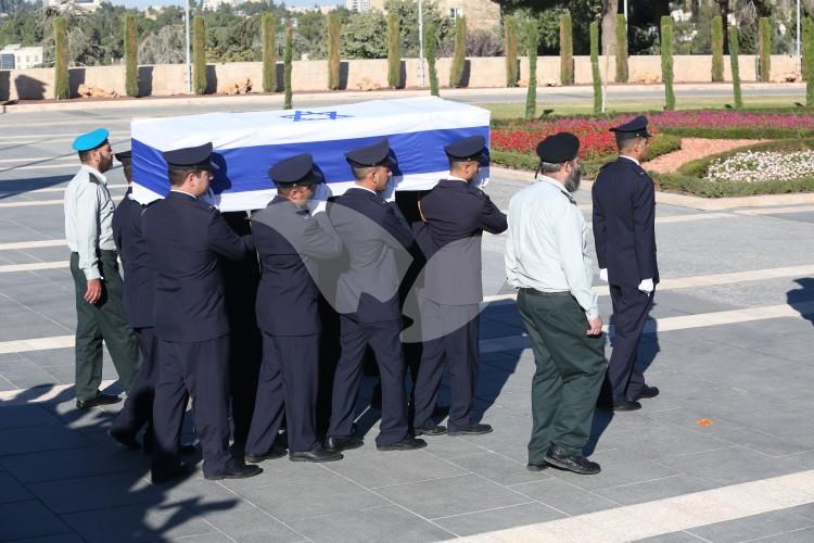 Shimon Peres’ Casket Leaves the Knesset