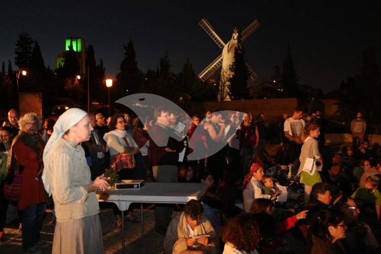 Prayer rally in Jerusalem for Syrians