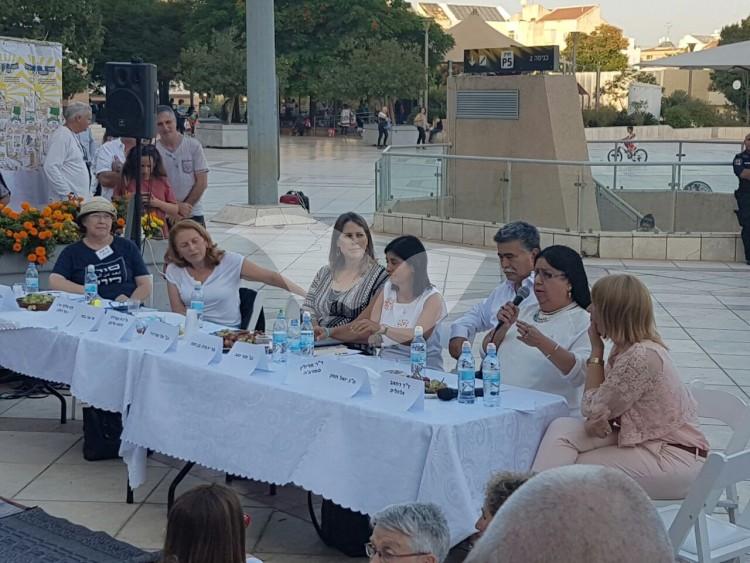 Women Make Peace event “A Sukkah of Peace for Israeli Society” in Kfar Saba