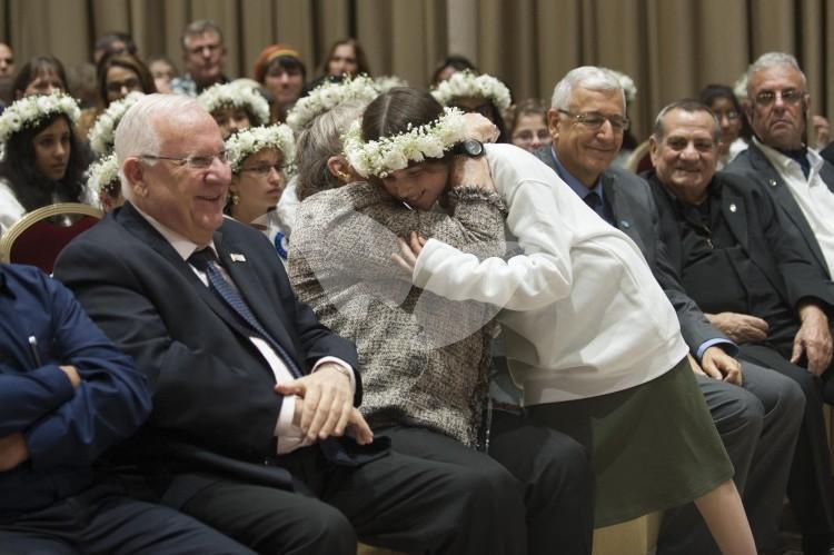 Reuven Rivlin Hosted a Mass Bar and Bat Mitzvah Celebration for Teenager Terror Victims