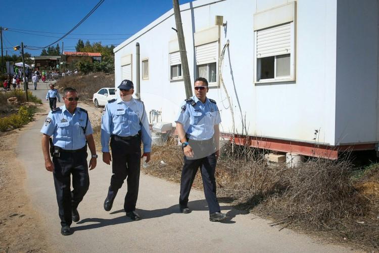 Judea and Samaria Police District Commander Moshe Barkat in Amona