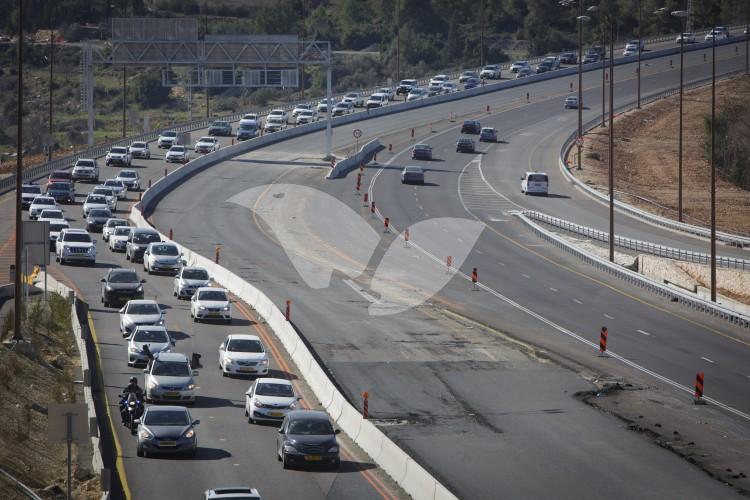 Arab sector stages protest of slow moving cars