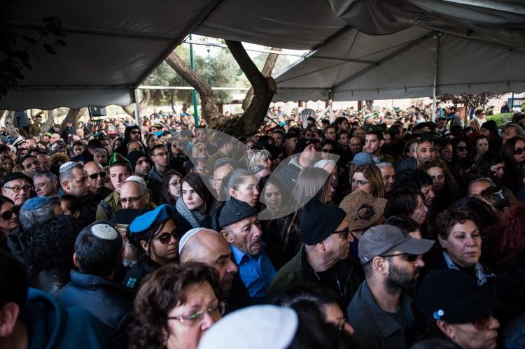 Funeral of terror victim Yael Yekutiel, 9.1.17