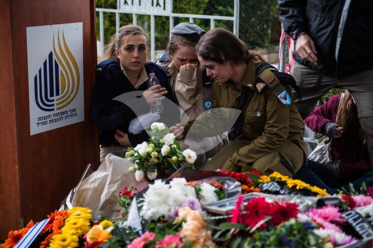 Funeral of terror victim Yael Yekutiel, 9.1.17