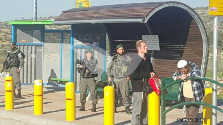 Border Police apparently foiled a stabbing attack at Tapuach Junction
