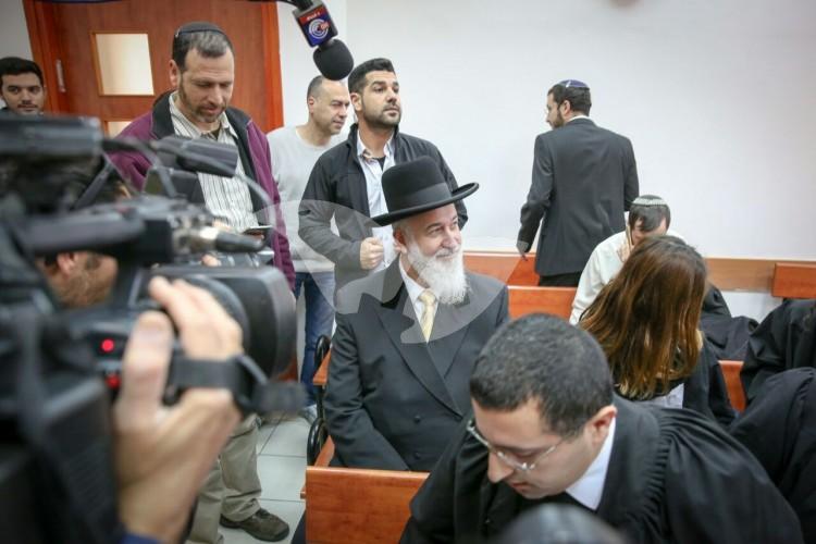 Former Chief Rabbi Yona Metzger Convicted of Taking Bribes, 30.1.17