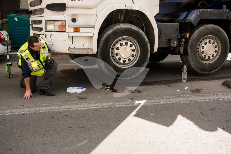 Truck accident in Tel aviv.