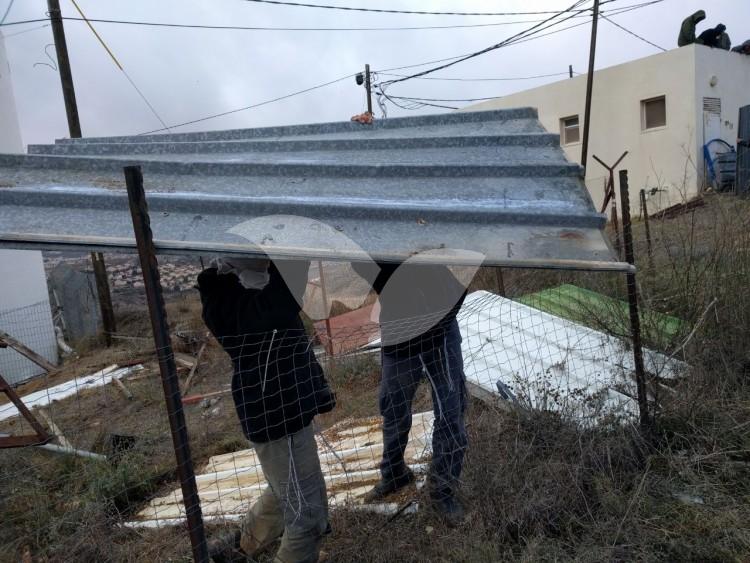 Amona Residents Prepare for Imminent Evacuation of the Community