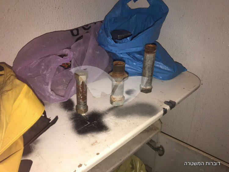 Security Forces Seize Pipe Bombs and “Carlo” Gun, Tulkarm Refugee Camp
