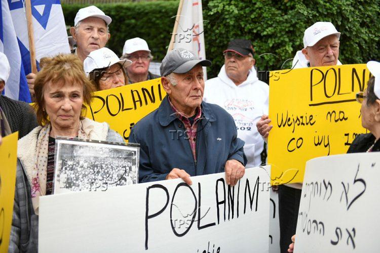 Holocaust survivors protesting