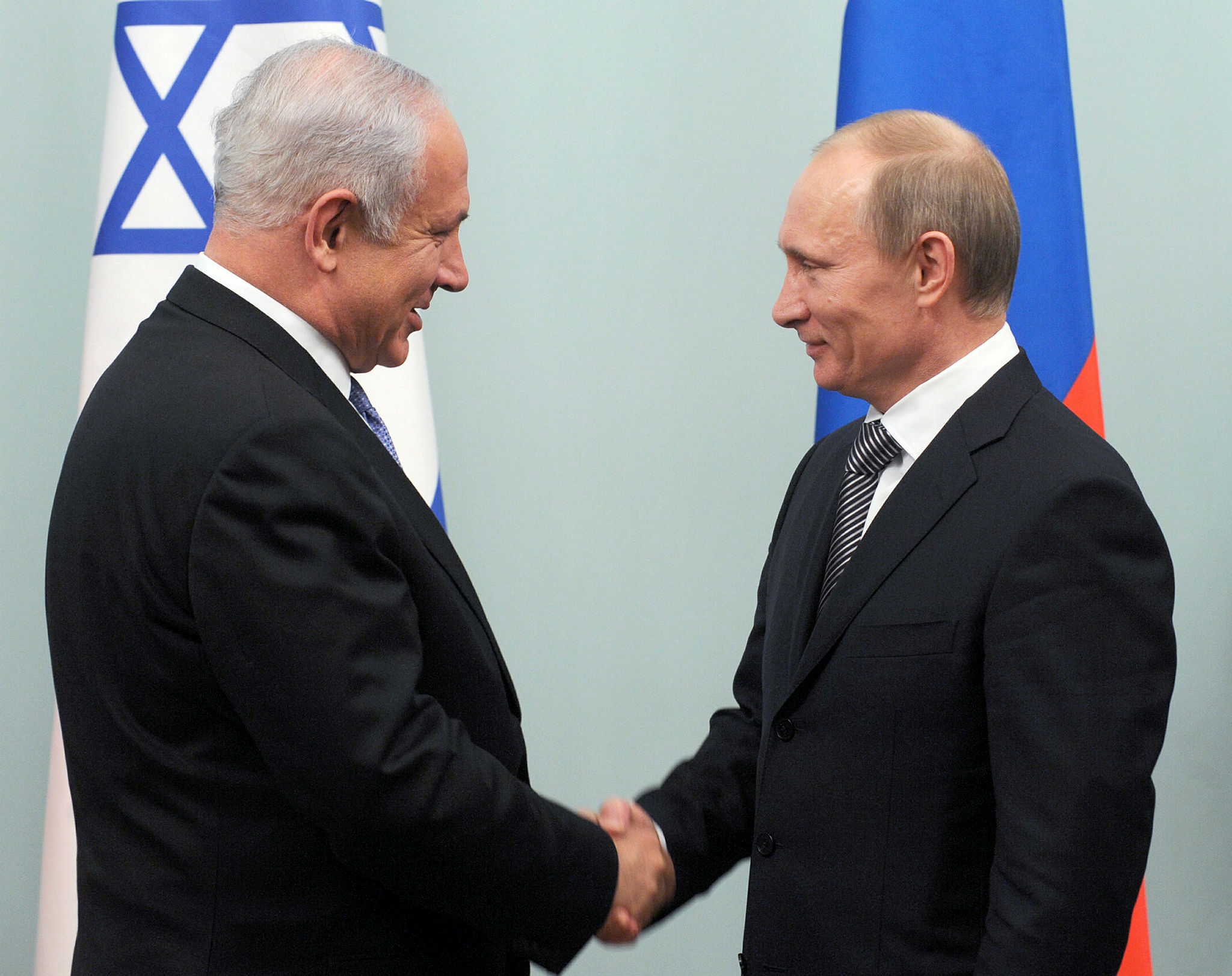Prime Minister Netanyahu meets with the Prime Minister of Russia Vladimir Putin