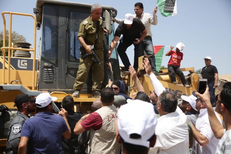 Security Forces Square Off With Bedouin Protesters