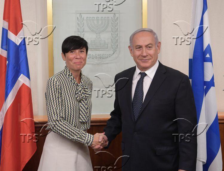 Norwegian Foreign Minister Ine Marie Eriksen Sørei with Prime Minister Netanyahu