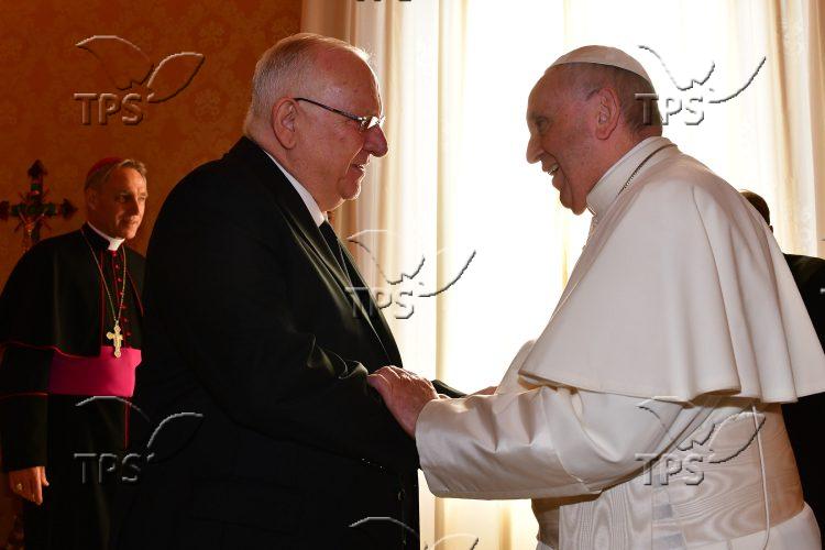 Pope Francis receives President Rivlin