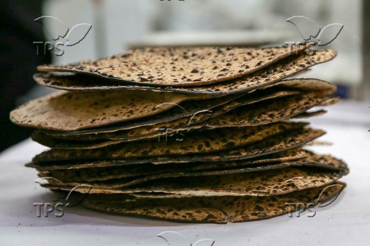Baking matzos for Passover 2018
