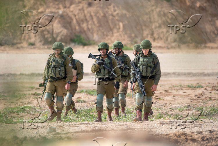 IDF soldiers along the Israel Gaza border