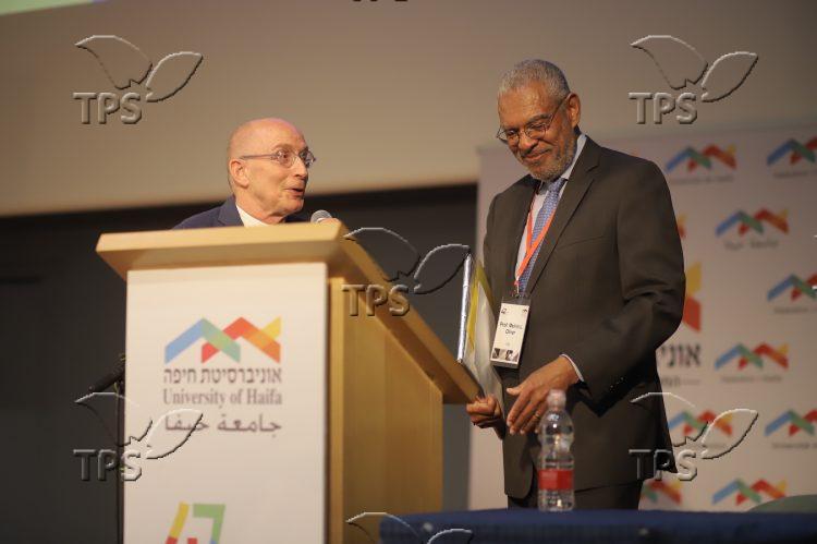 Pitzer College President Melvin Oliver (right) and University of Haifa President Ron Robin at Haifa’s 47th Board of Governors