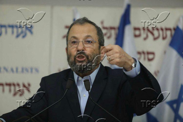 Ehud Barak reveals a new party