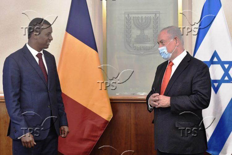 PM Netanyahu meets with Chad Cabinet Chairman Abdelkerim Deby