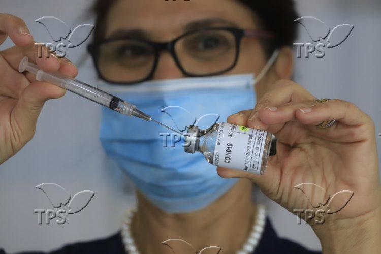 Israel begins coronavirus vaccination