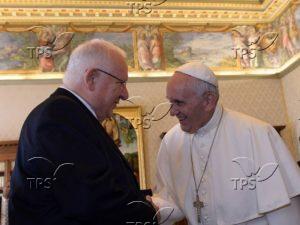 President Rivlin meeting with His Holiness Pope Francis (archive)