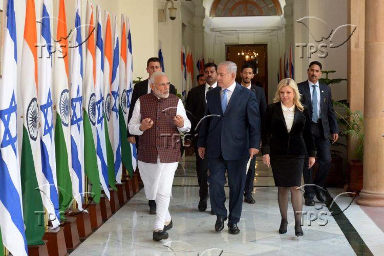 Netanyahu and Modi at India-Israel Business Summit in New Delhi