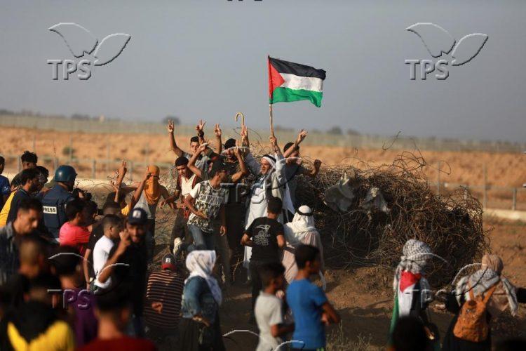 Violent demonstration along the Israel-Gaza border