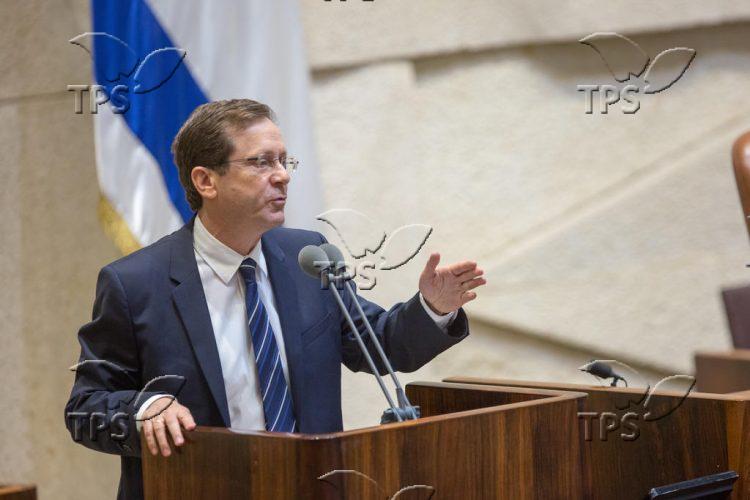 An assembly in the Knesset regarding early elections