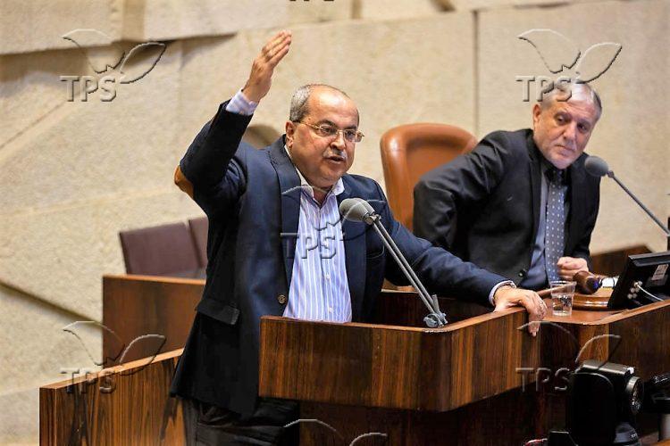 Session for the vote to dissolve Israeli parliament