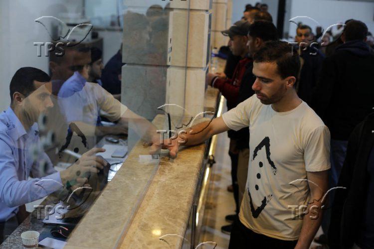 Israel reopens Erez crossing for Palestinian workers