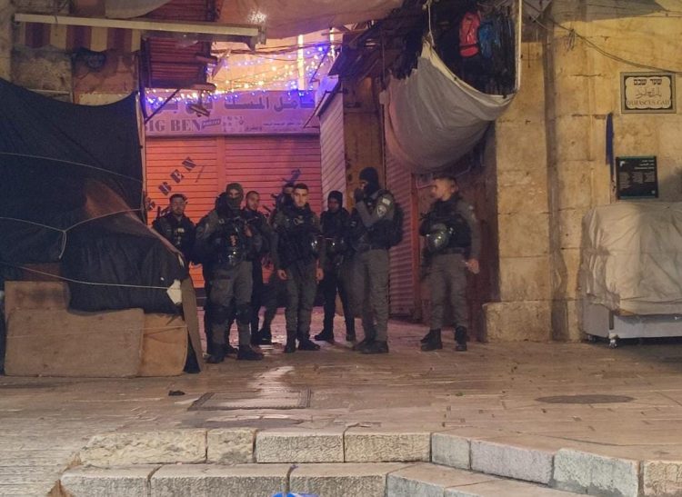 Police At Damascus Gate after Border Policeman Stabbed by Terrorist There
