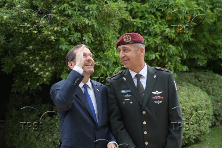 President Isaac Herzog with IDF Chief of Staff launches the central 74th Independence Day celebrations with an honorary flyover1